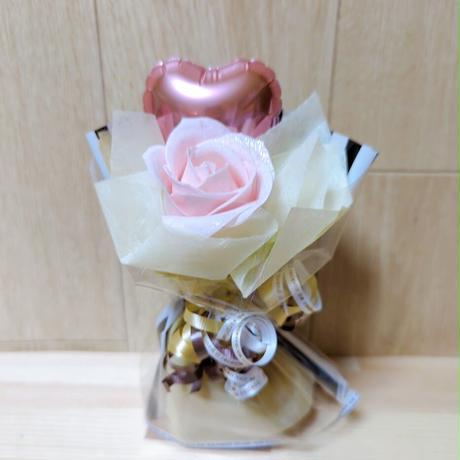 卒業 卒園 成人 お誕生日 開店祝い ご結婚祝い 発表会 等にもスタンディングソープフラワープチブーケ 　ピンク
