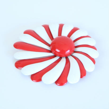 5cd8dfa80376c62aab0d39bf