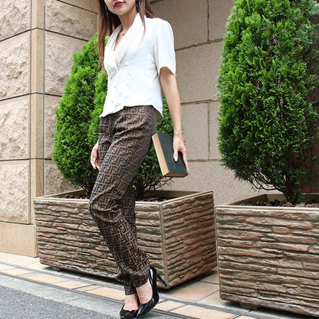 5cda86360376c63cc51682b8