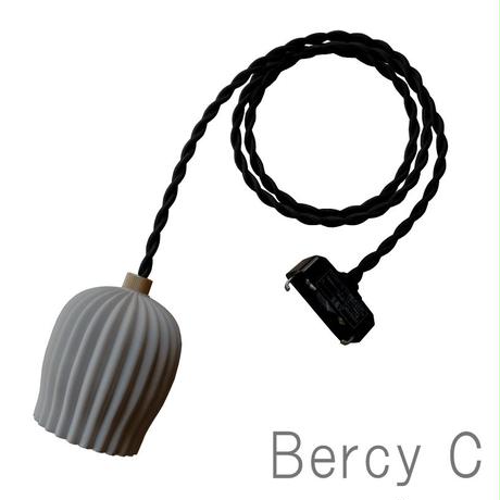 5bfe470e7cd3616d8d5be32a