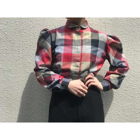 5ca6f7942c1c5114905bb8fc