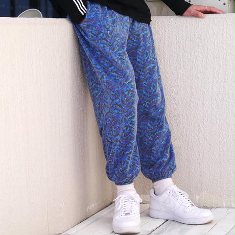 5aa63fc20af15b7021000352