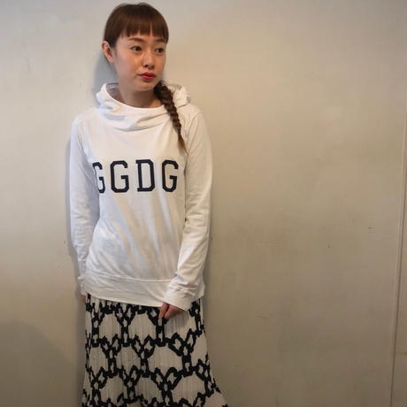 5c920eec2c96c113c10a40c2