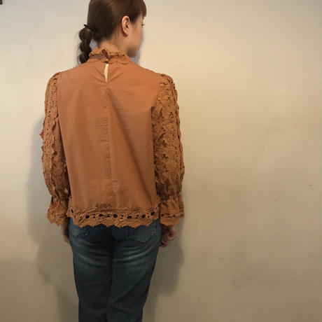 5c8cc1bb89c42d6418551bca