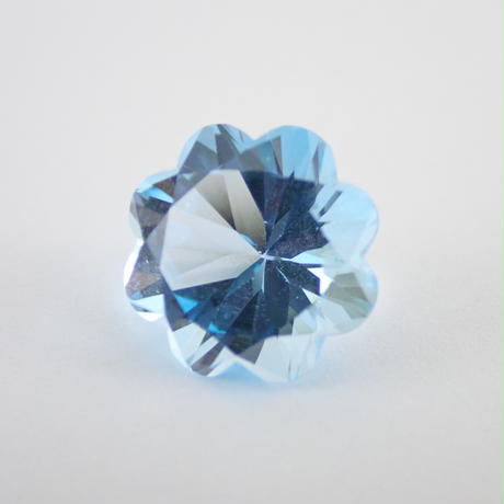 5c224178c590bb570d8bebc2