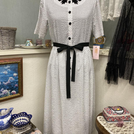 水玉ワンピース Stores