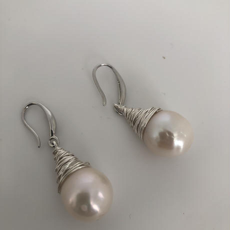 天然淡水パールピアス | STORES 天然淡水パールピアス | STORES