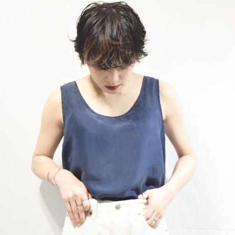 5cd3f7efd211bf733bb758ad