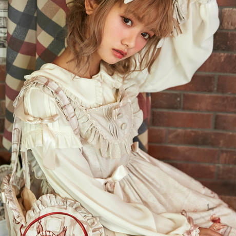 5987d605f22a5b5ad2017d33
