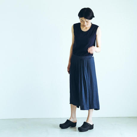5b4c5a52ef843f3ce4002d2c