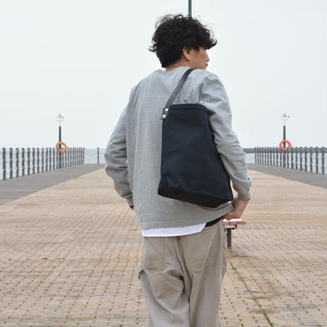5c70a458aee1bb05e37ba7d5