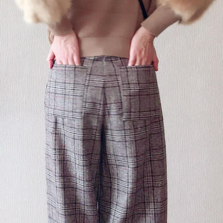 5ba070ed5496ff1a5b0001f1