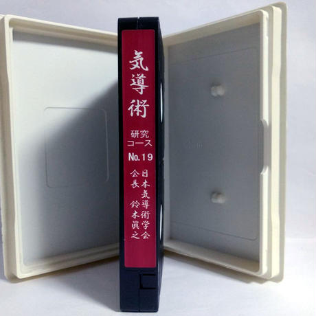 5cd8fcdfa894527ea1c53e5f