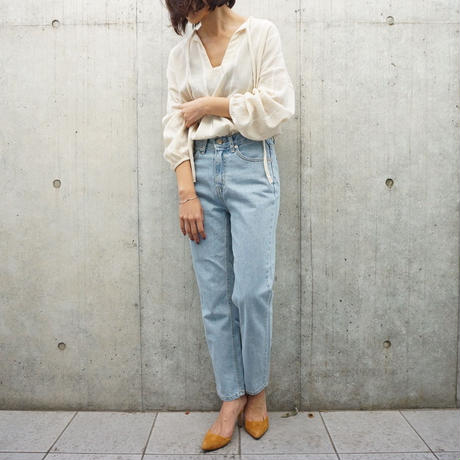 5ab10888ef843f3b4300128b