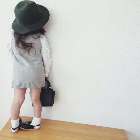 5a7435b33210d565de000474