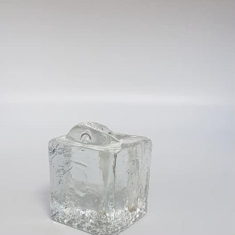5cffa5255aa93863ea322698