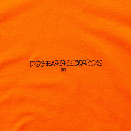 DOGEAR RECORDS tee  (Orange × Black)