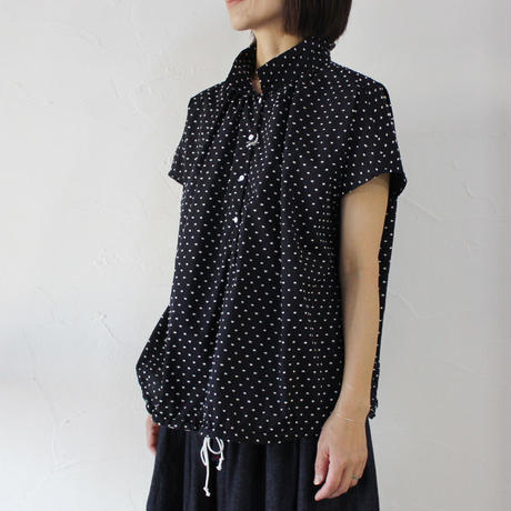 5cb812cf0b921143ac7d1579