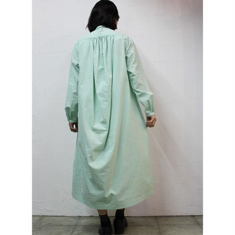 5c526705aee1bb342a42e890