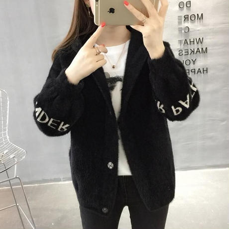 5c540b79aee1bb782d417f17