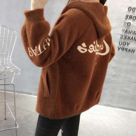 5c540b79aee1bb782d417f17