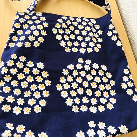 Marimekko マリメッコ Puketti プケッティ ショルダーバッグ ネイビー W