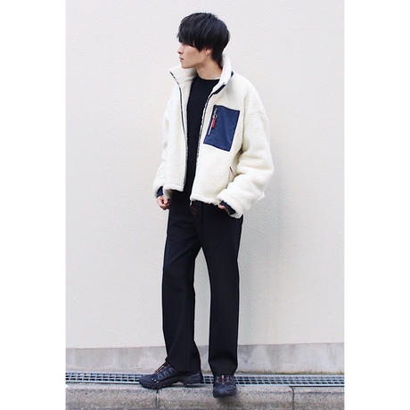 5bf81f7dc49cf375d100039e
