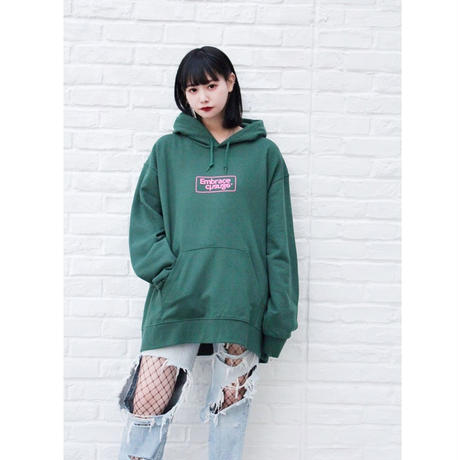 5bd7038a626c8457f800005a