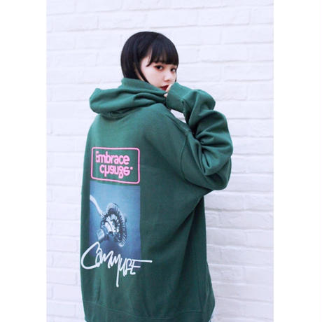 5bd7038a626c8457f800005a
