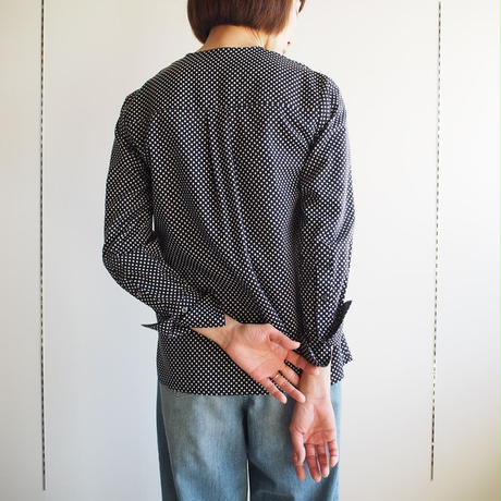 5aa39b49122a7d651a00942c