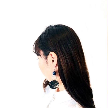 5bf91aee7cd3613a1700032a