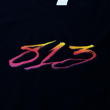 5bd52cf027b44e4e19000a63