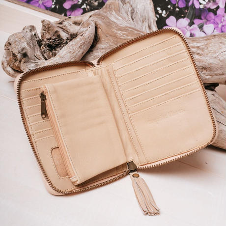 5ae93edc50bbc33d61000567