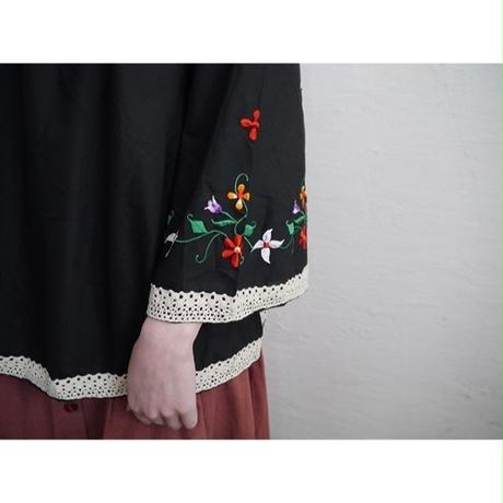 5acc8ca7122a7d1baa000871