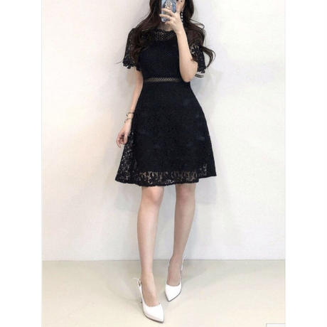 5caed096686ee20ad4c7b327