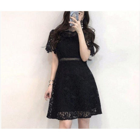 5caed096686ee20ad4c7b327