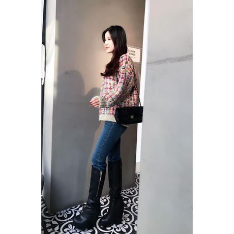 5c188b8b7cd36162de3f6efa