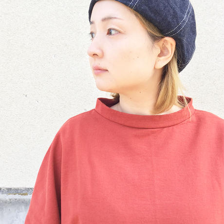 5bc2ca2b5f786648d30002d4