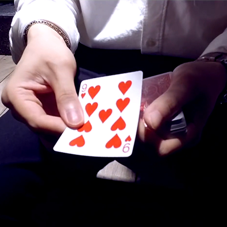 5bfd73fb1444485f6800025b