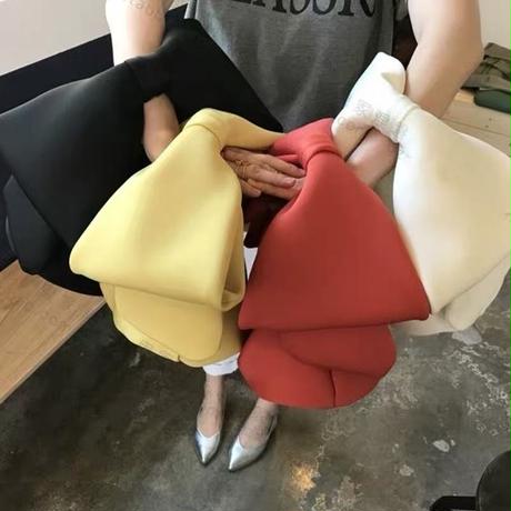 594e3ec1428f2d29ca0037d3