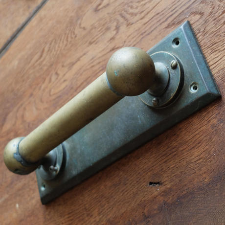 ドアハンドル Stores