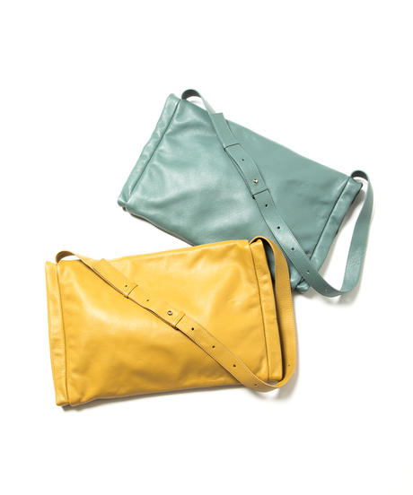 あふれる】 Beau're(ビュレ)ボア×レザー ポーチ 財布 ショルダーバッグ