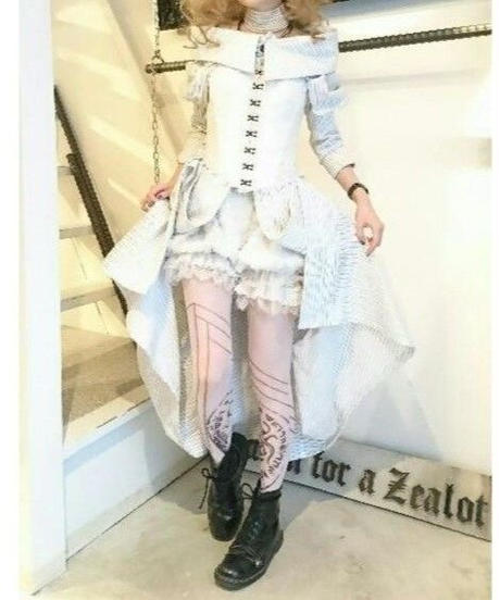 58f49f10997ee2f90a00117d