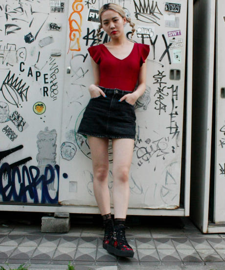 5cdb8f66a8945224e49959cb