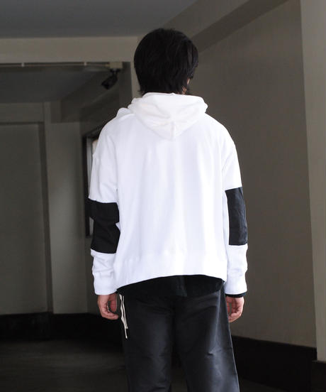 5d4044713a7e9653e6a4ccca