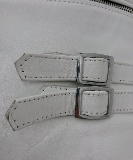 5859fdf500d33190eb0012be