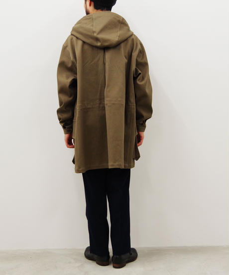 5a000cd692d75f2de400014b