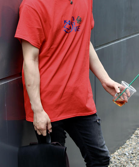 5cf86fe2d211bf75c5d6b3b5