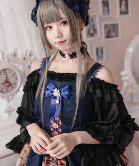5d4aa2583a7e960da74f7b39
