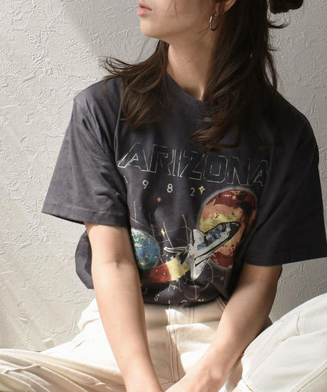 5cb937b0686ee21e63f104a9